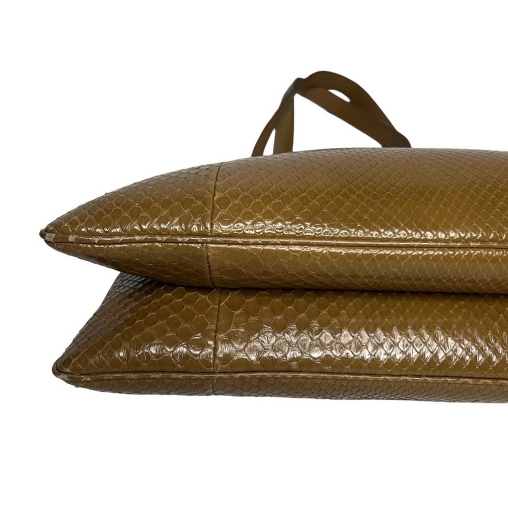 Gucci Arli Python Top Handle Bag W/ Dust Bag - image 8